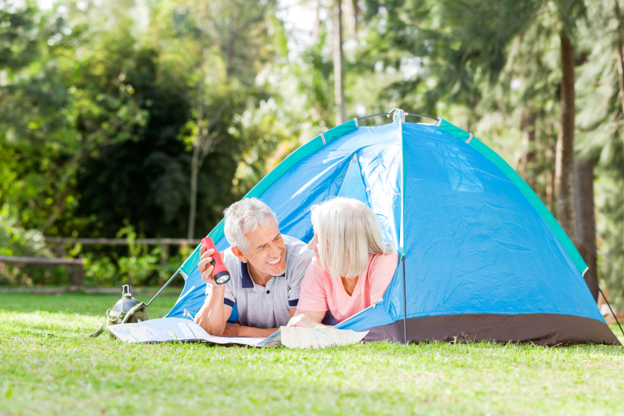 couple au camping familial Argeles